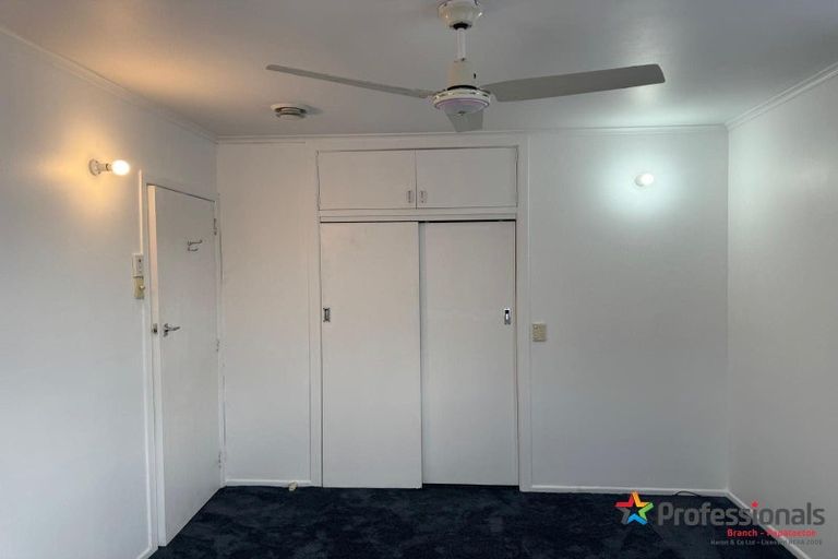 Photo of property in 11a Woodvale Road, Glen Eden, Auckland, 0602