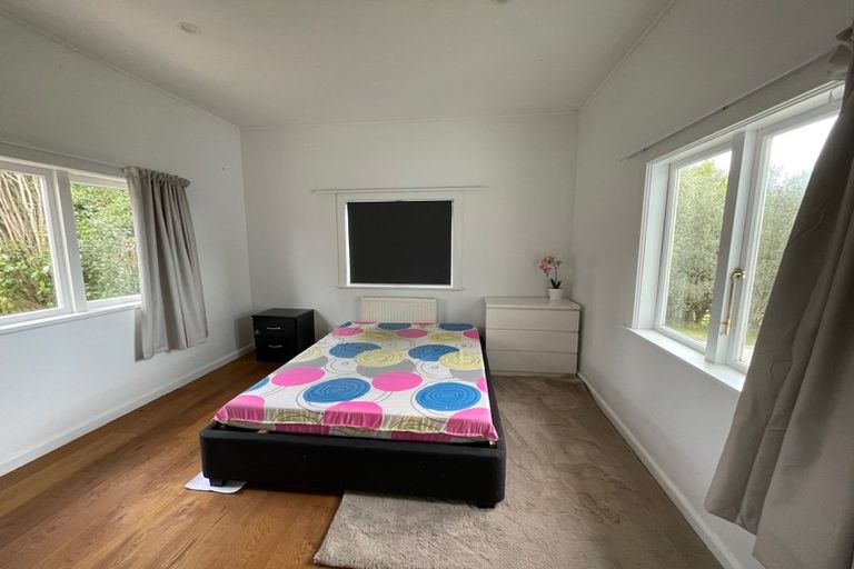 Photo of property in 283 Old North Road, Kumeu, 0892