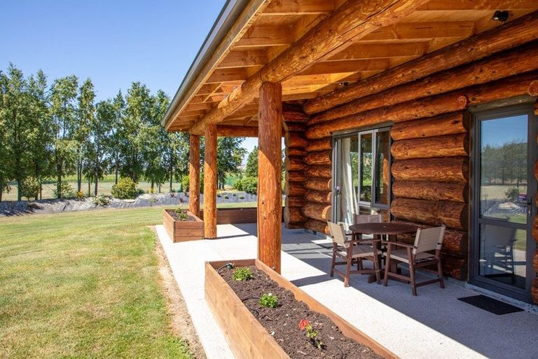 Photo of property in 118 Oliver Road, Bendigo, Cromwell, 9383