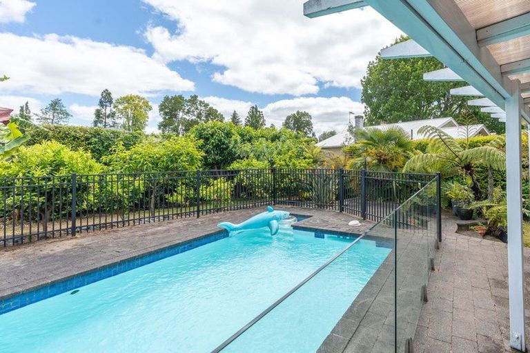 Photo of property in 7 Eton Drive, Hillcrest, Hamilton, 3216