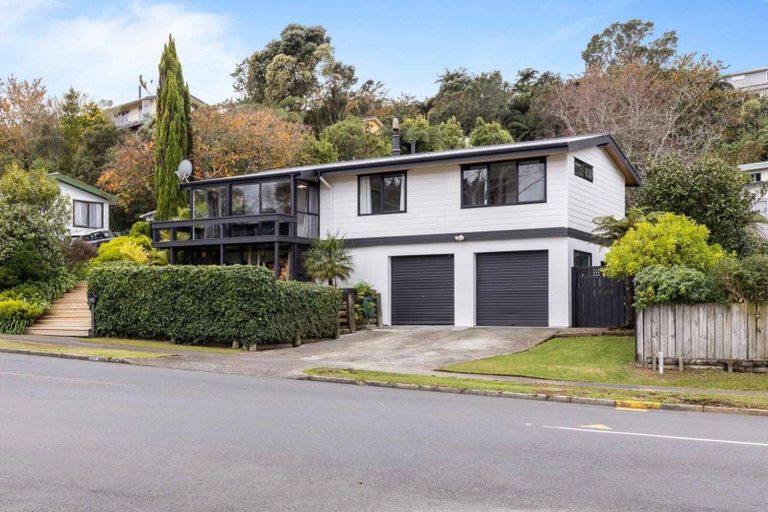 Photo of property in 87 Poplar Grove, Whalers Gate, New Plymouth, 4310