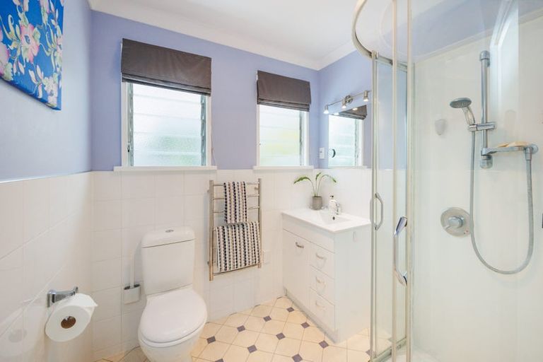 Photo of property in 15 Belgrave Place, Awapuni, Palmerston North, 4412