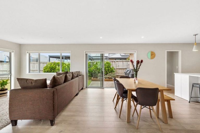 Photo of property in 5 Raymond Grace Avenue, Huapai, Kumeu, 0810