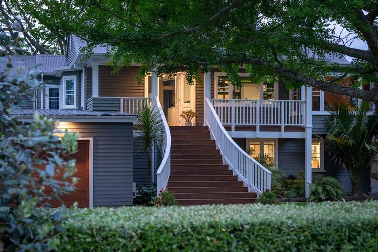 Photo of property in 12 Tamihana Avenue, Fairfield, Hamilton, 3214