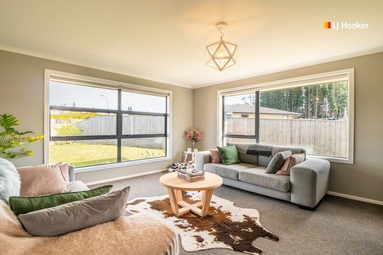 Photo of property in 101 Severn Street, Green Island, Dunedin, 9018