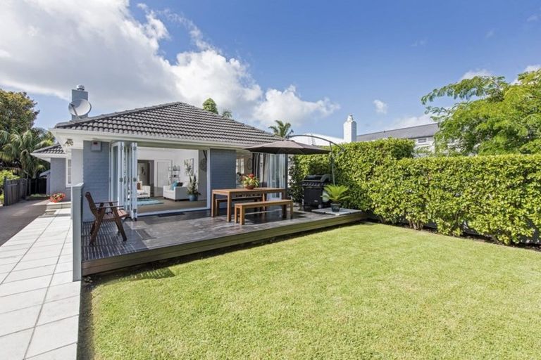 Photo of property in 6 Lemington Road, Westmere, Auckland, 1022