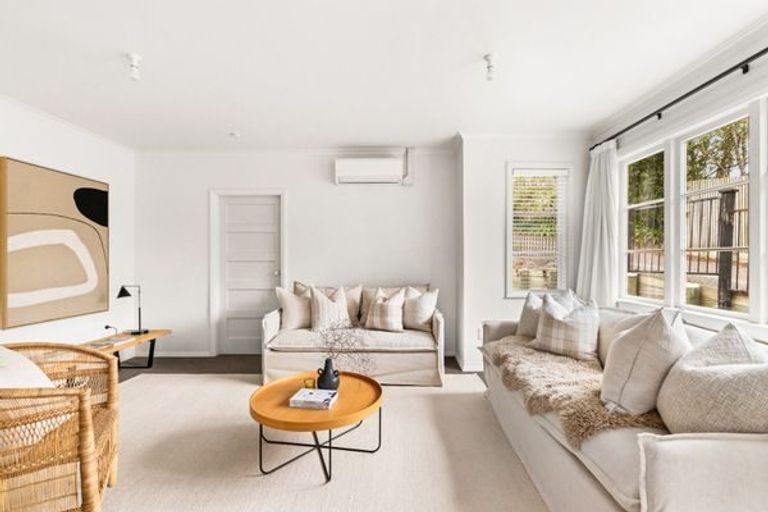 Photo of property in 15 Keirunga Road, Havelock North, 4130