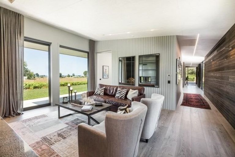 Photo of property in 25 Side Road, Haumoana, 4180