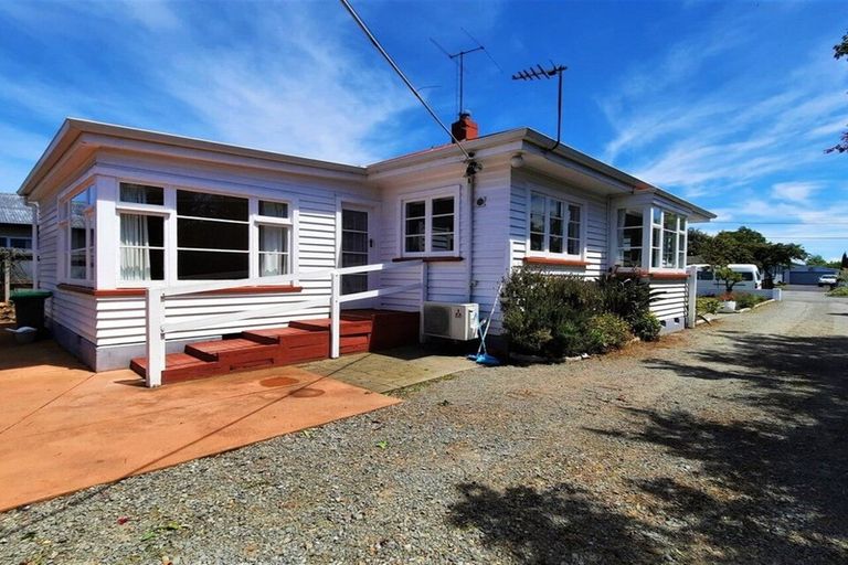 Photo of property in 56 Mackworth Street, Woolston, Christchurch, 8062