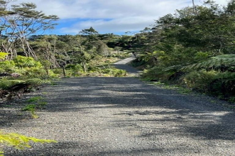 Photo of property in 225a Awhitu Central Road, Awhitu, 2684