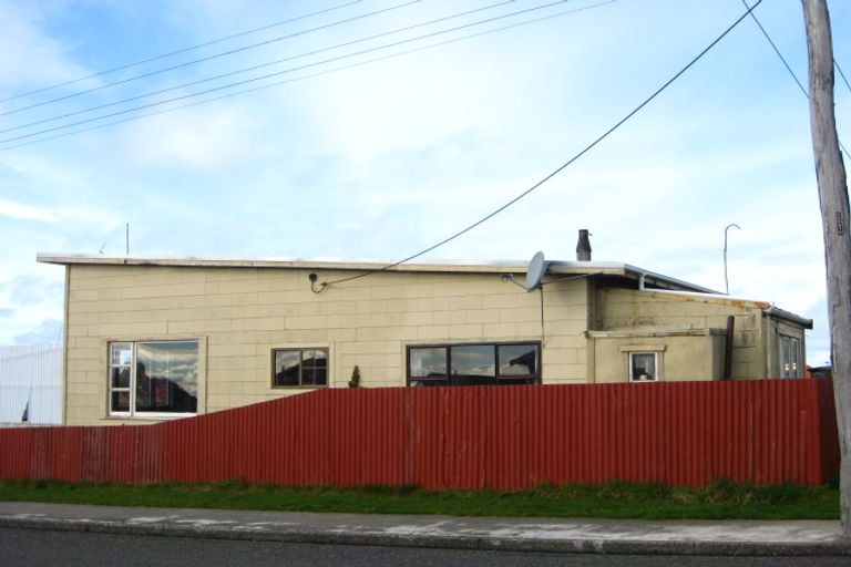 Photo of property in 38 Burrows Street, Bluff, 9814