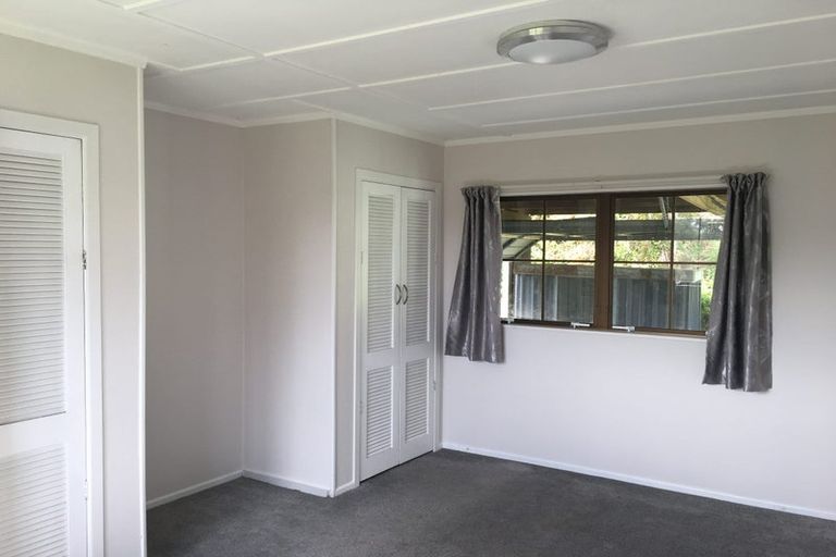 Photo of property in 695 State Highway 16, Kumeu, 0891