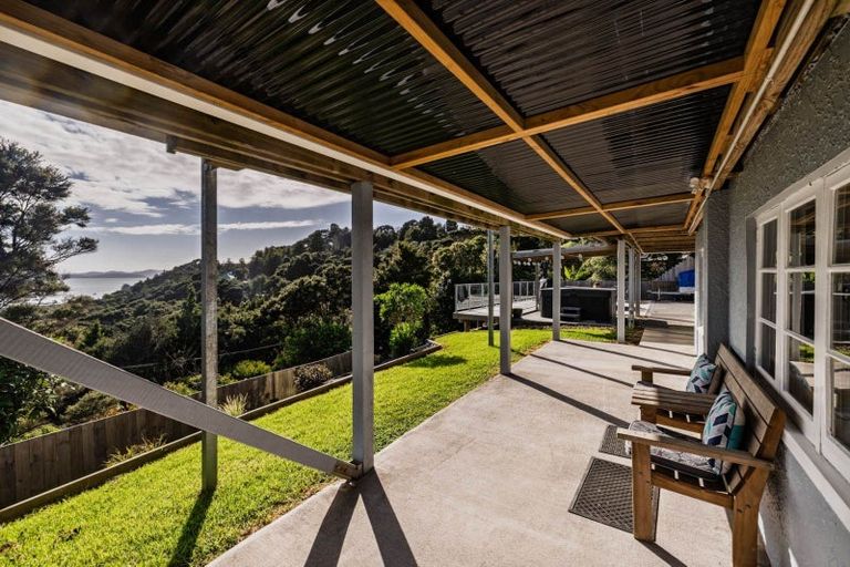 Photo of property in 2 Binnie Street, Paihia, 0200