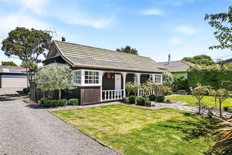 Photo of property in 59 Windermere Road, Papanui, Christchurch, 8053