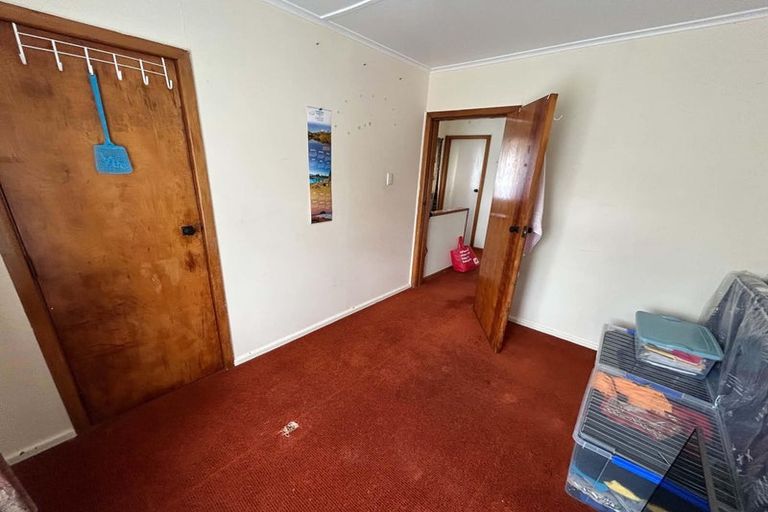 Photo of property in 62-64 Hampshire Street, Cannons Creek, Porirua, 5024