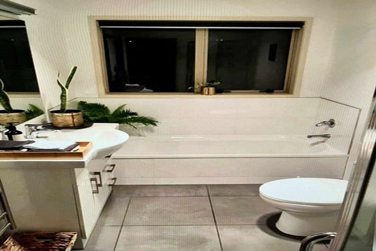 Photo of property in 50 Tomika Crescent, Papamoa Beach, Papamoa, 3118