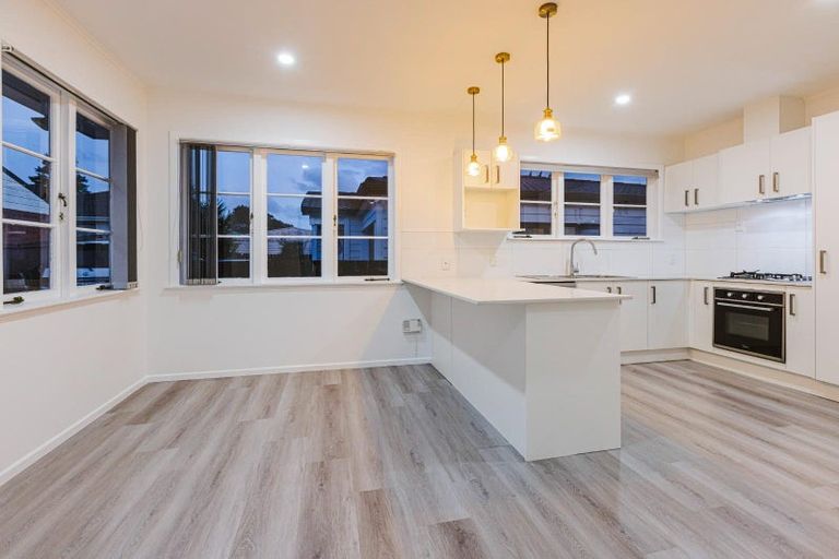 Photo of property in 45 Puriri Road, Manurewa, Auckland, 2102