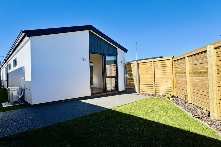 Photo of property in 45 Chrysolite Place, Belfast, Christchurch, 8051