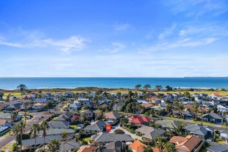 Photo of property in 24 Santa Monica Drive, Papamoa Beach, Papamoa, 3118