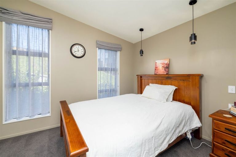 Photo of property in 3 Caldberg Close, Westmorland, Christchurch, 8025