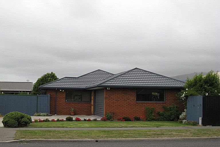 Photo of property in 134 Saint Johns Street, Bromley, Christchurch, 8062