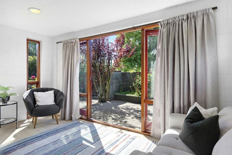 Photo of property in 25 Ilam Road, Upper Riccarton, Christchurch, 8041