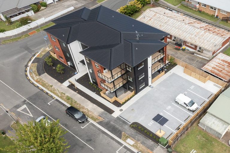 Photo of property in 204/89 Aurora Terrace, Hillcrest, Hamilton, 3216