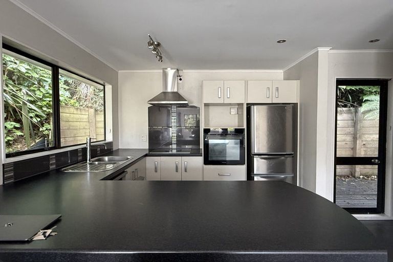 Photo of property in 128 Ironside Road, Johnsonville, Wellington, 6037