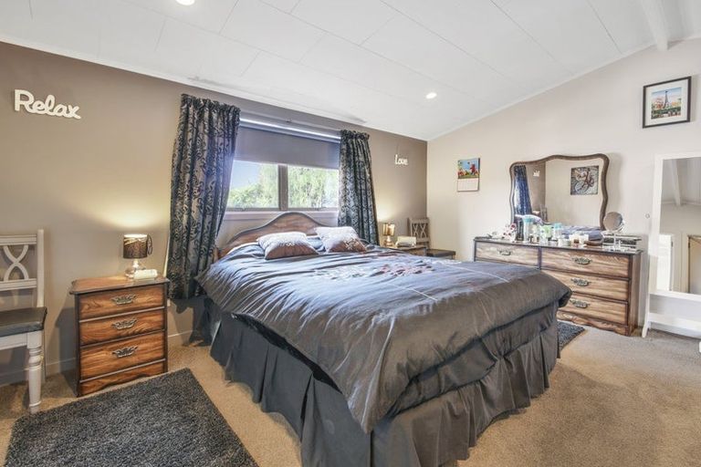 Photo of property in 4 Strachan Place, Rangiora, 7400