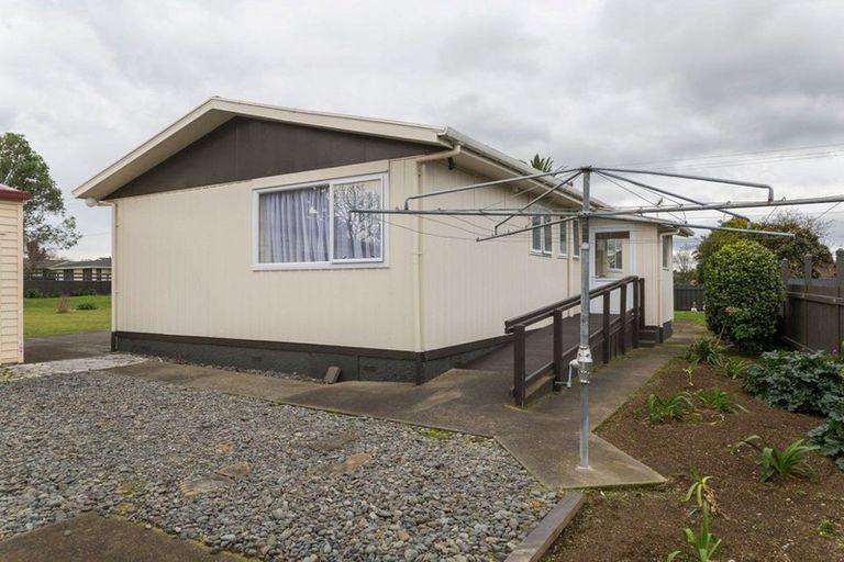 Photo of property in 69 Guy Street, Dannevirke, 4930