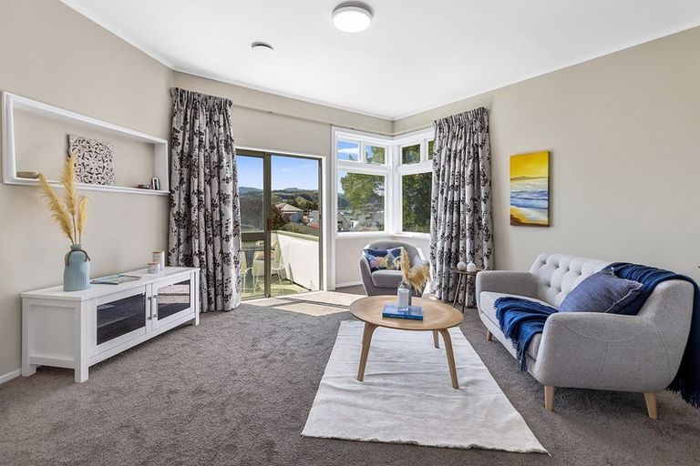 Photo of property in 167a Sutherland Road, Lyall Bay, Wellington, 6022