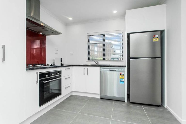 Photo of property in 33 Alliance Lane, Papakura, 2110