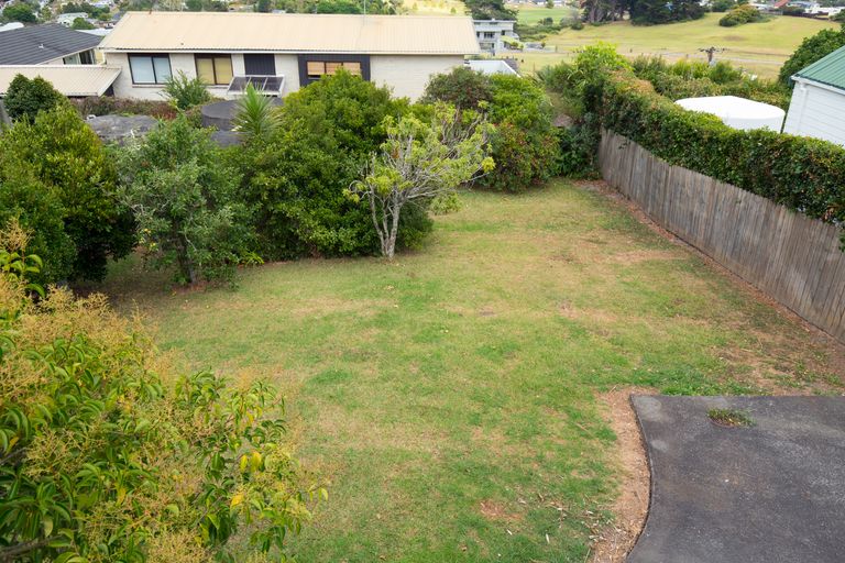 Photo of property in 62 Stanmore Bay Road, Stanmore Bay, Whangaparaoa, 0932