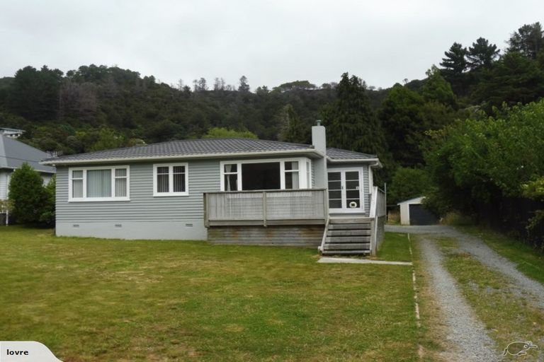 Photo of property in 1/52 Tawhai Street, Stokes Valley, Lower Hutt, 5019