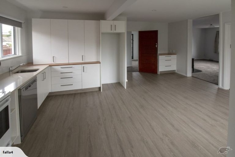 Photo of property in 16 Curries Road, Hillsborough, Christchurch, 8022