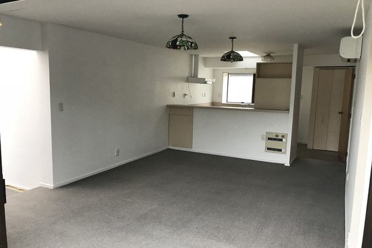 Photo of property in 33l Peverel Street, Riccarton, Christchurch, 8011