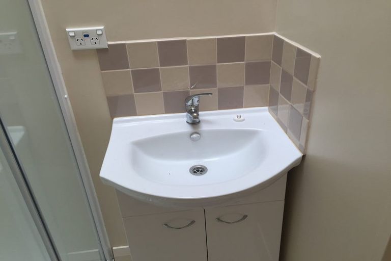 Photo of property in 205 Leith Street, North Dunedin, Dunedin, 9016