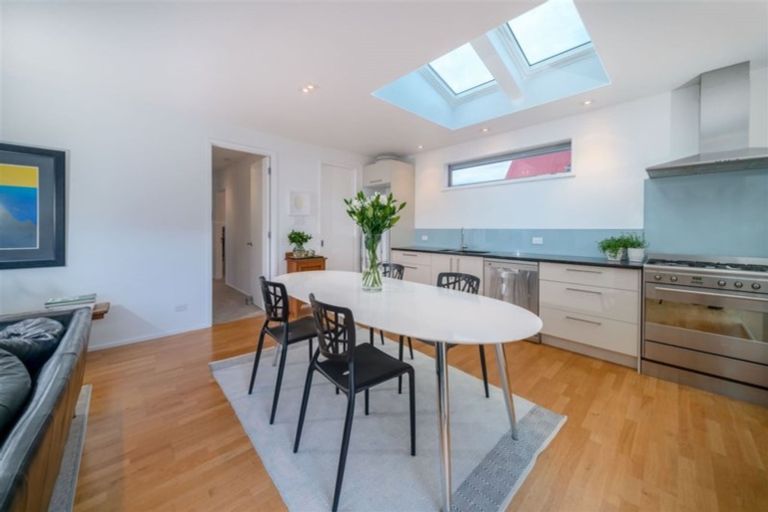 Photo of property in 23 Celia Street, Redcliffs, Christchurch, 8081