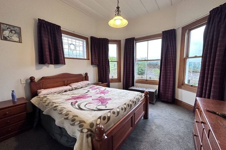 Photo of property in 56 Bellevue Way, Otaika, 0170