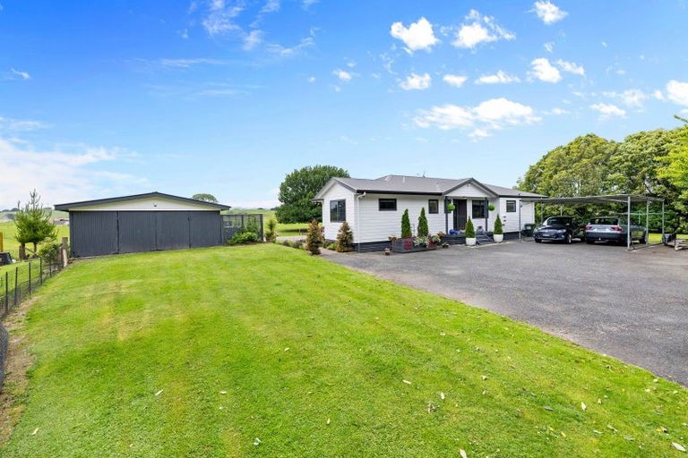 Photo of property in 15 State Highway 5, Tirau, 3410