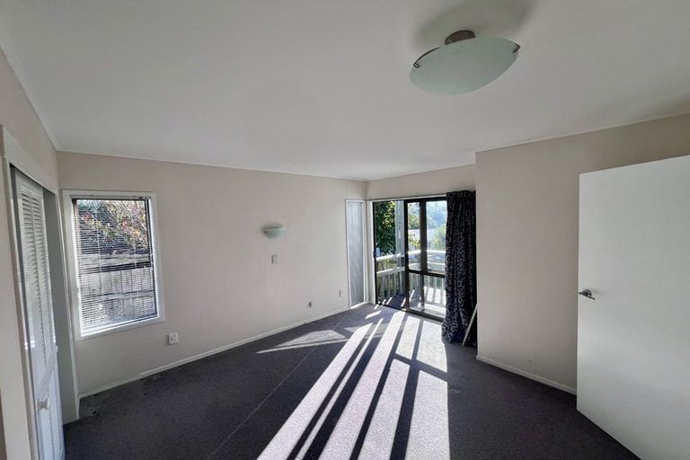 Photo of property in 12a Kenneth Hopper Place, Manly, Whangaparaoa, 0930
