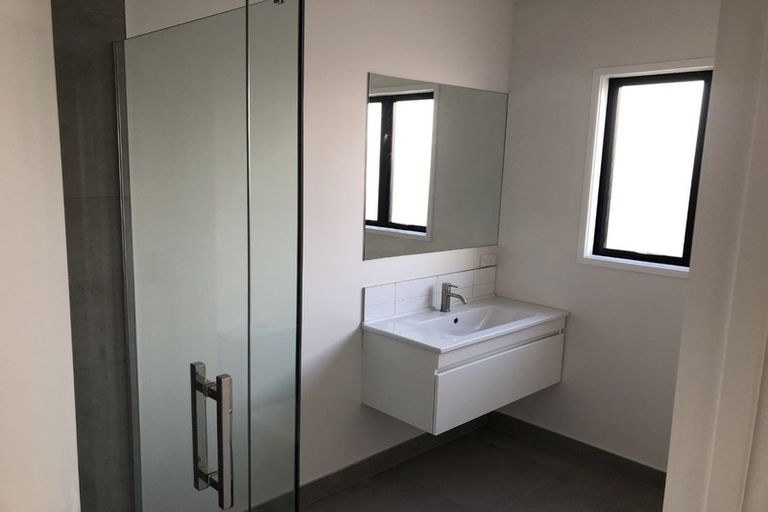 Photo of property in 65 Hayfield Way, Karaka, Papakura, 2113