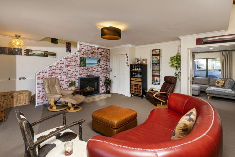 Photo of property in 6 Berridge Road, Muriwai, Waimauku, 0881