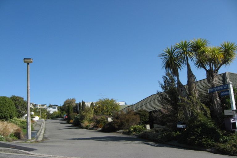 Photo of property in 2 Derrynane Lane, Cashmere, Christchurch, 8022