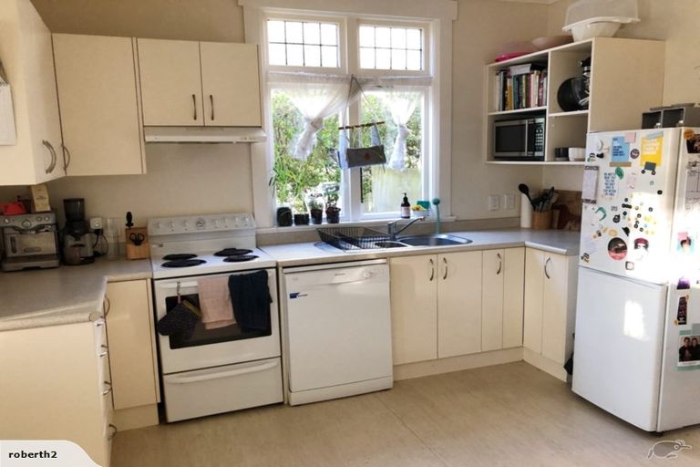 Photo of property in 29 Thompson Street, Mount Cook, Wellington, 6011