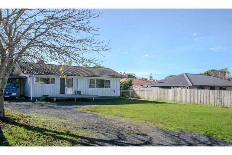 Photo of property in 17a Hawkings Crescent, Kerikeri, 0230
