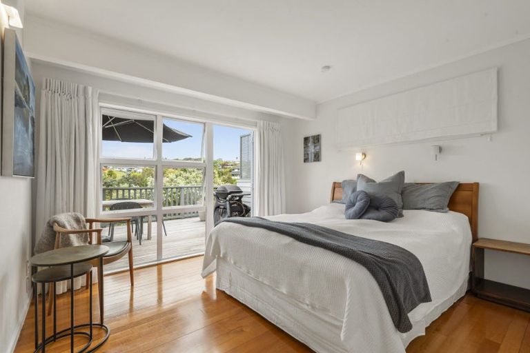 Photo of property in 40 Peter Terrace, Castor Bay, Auckland, 0620