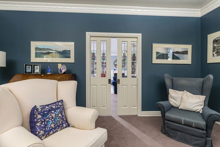 Photo of property in 43 Stanley Point Road, Stanley Point, Auckland, 0624