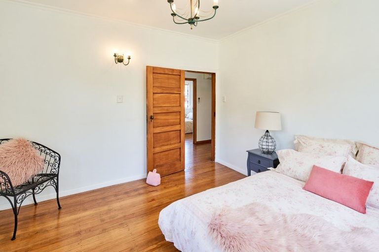 Photo of property in 55 Naenae Road, Naenae, Lower Hutt, 5011