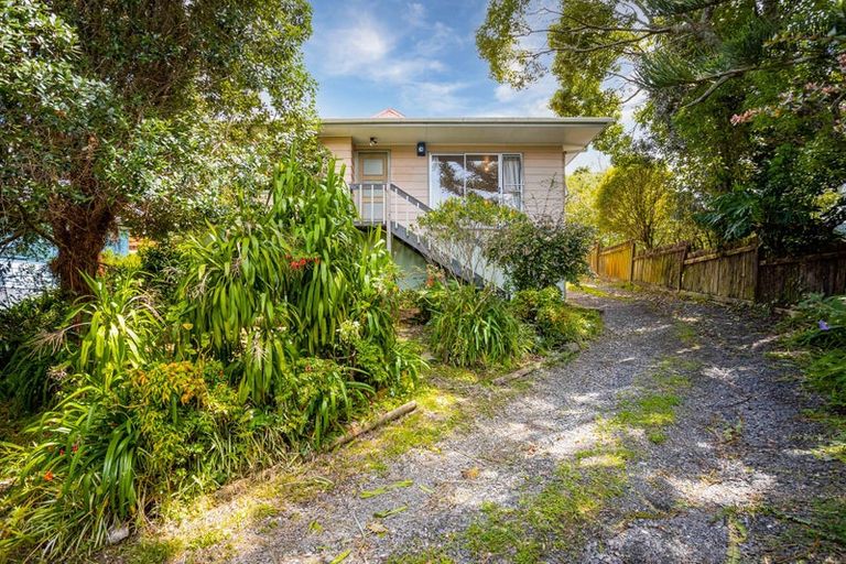 Photo of property in 47 Kemp Road, Massey, Auckland, 0614